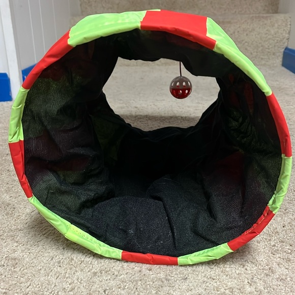 Like New 18” Collapsible Cat Tunnel - Picture 3 of 4